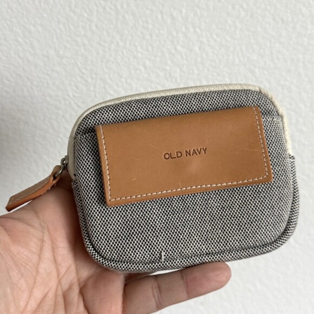 Old Navy Coin Purse OS Gray Canvas Tan Faux Leather Minimalist Zip Wallet Pocket